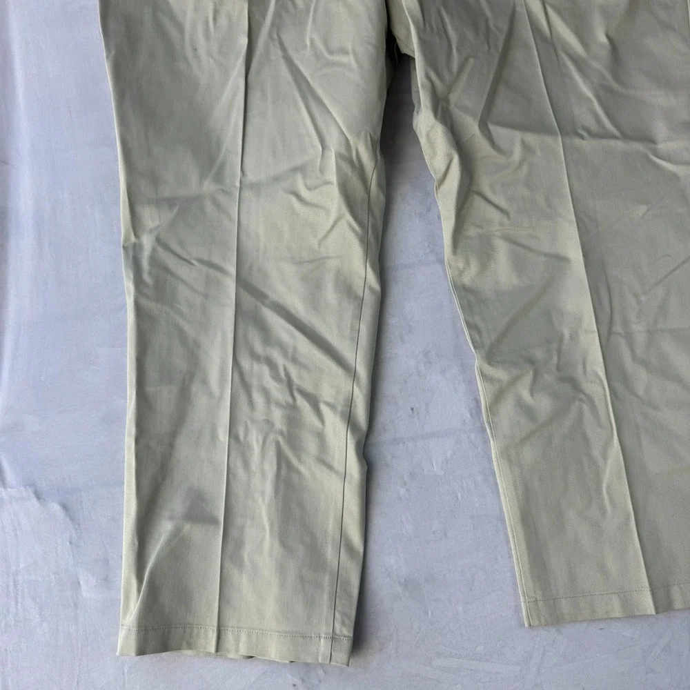 Dockers Signature Iron Free Khaki Pants Mens 54x30 Olive Green Classic Fit